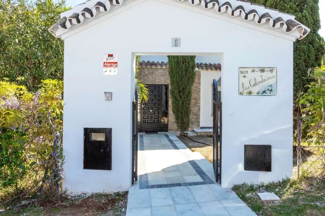 Luxury Villa Marbella With Nice Garden, Pool And Jacuzzi By Varenso Holidays