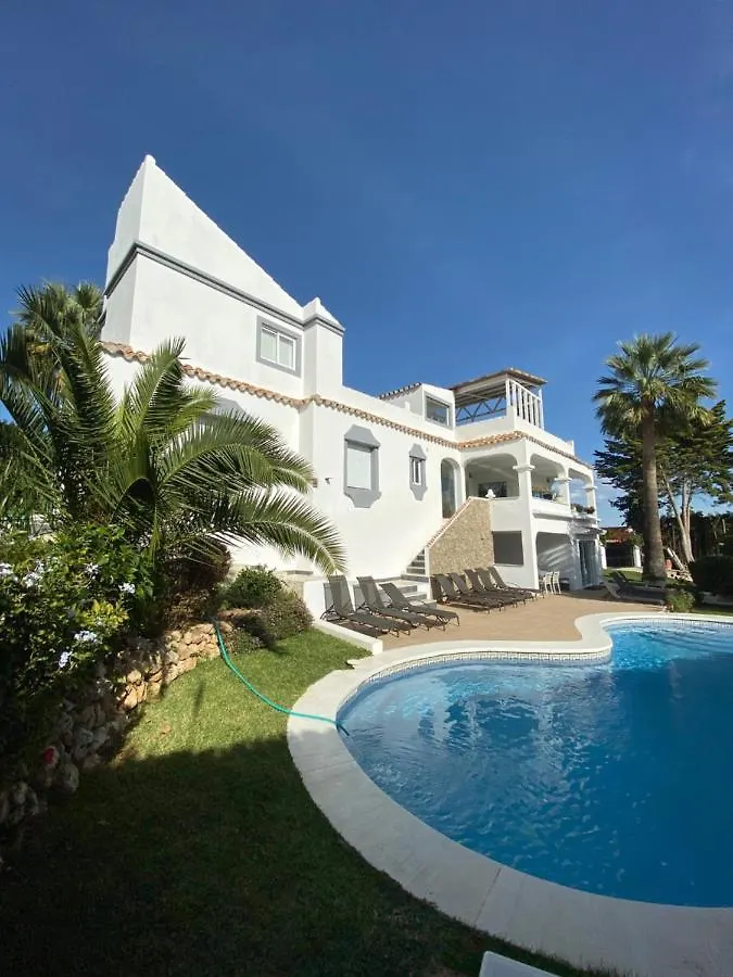 Luxury Villa Marbella With Nice Garden, Pool And Jacuzzi By Varenso Holidays